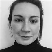 Consejera en producción de exhibiciones de arte contemporáneo